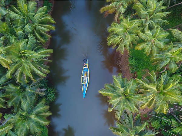 jet-skiing